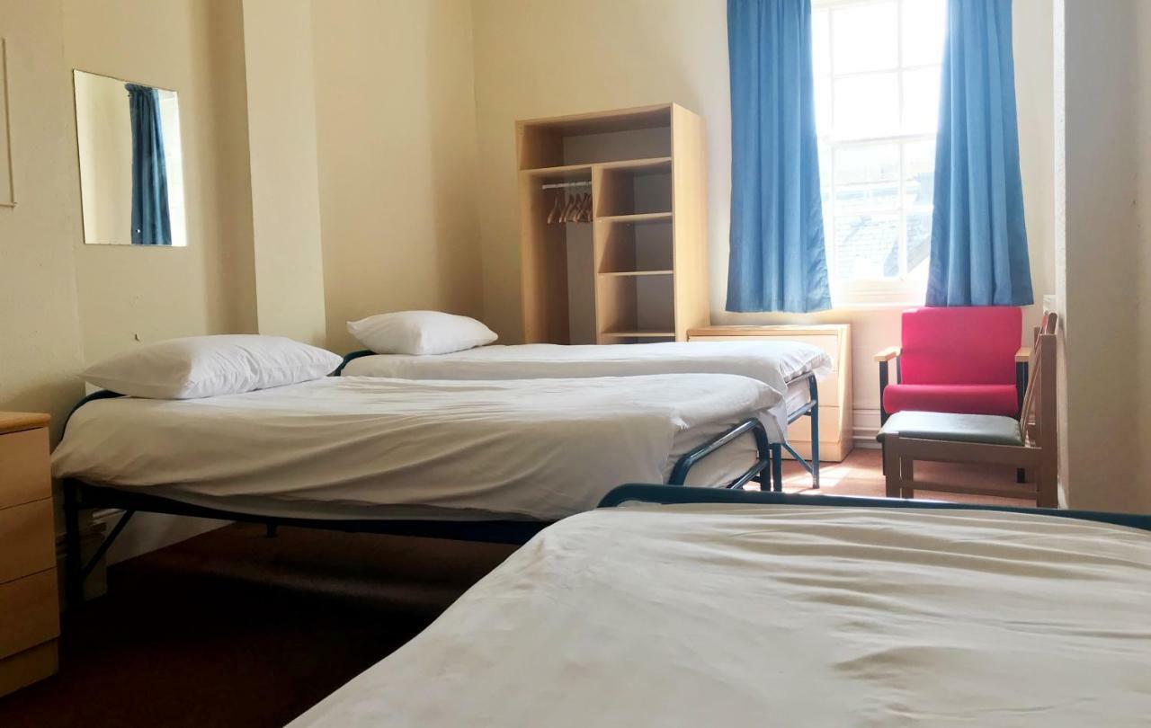 Number 6 Hotel Cheltenham Bagian luar foto